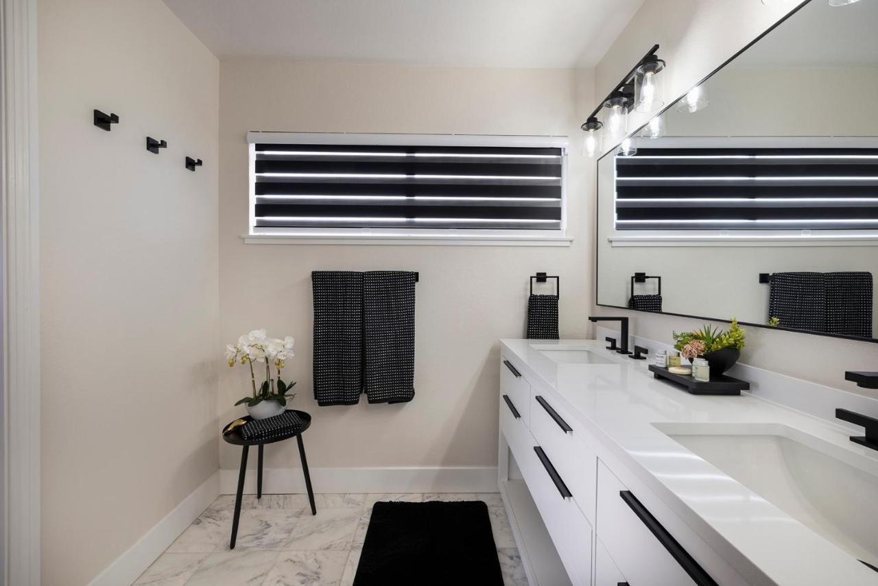 Single Story Minutes From Summerlin With Rv Parking & Dog Friendly Las Vegas Eksteriør billede