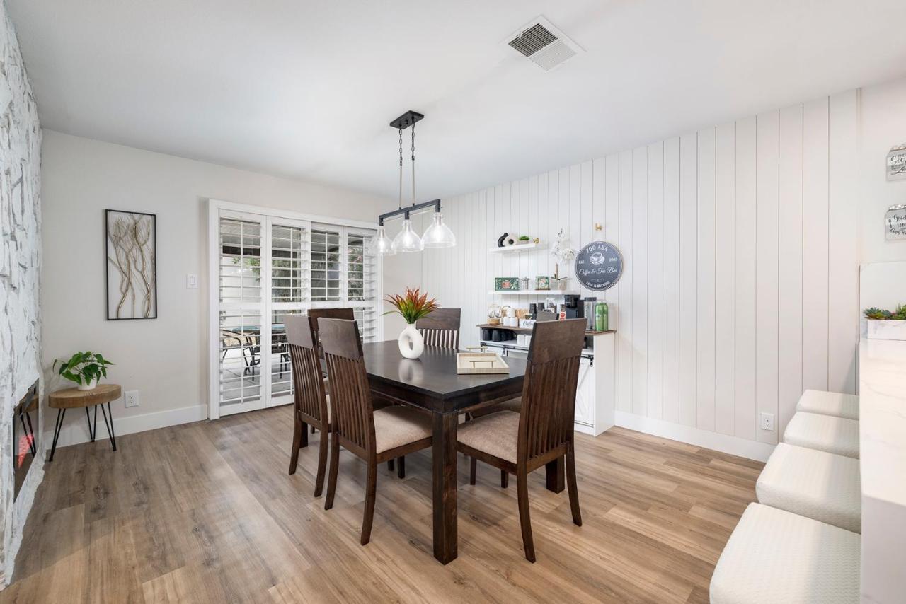 Single Story Minutes From Summerlin With Rv Parking & Dog Friendly Las Vegas Eksteriør billede